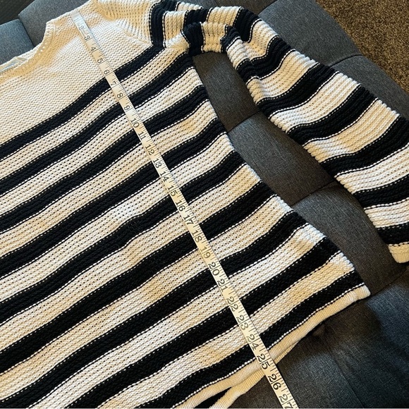 Everlane The Organic Cotton Open-Stitch Crew neck striped pullover sweater, sz L - Picture 4 of 13